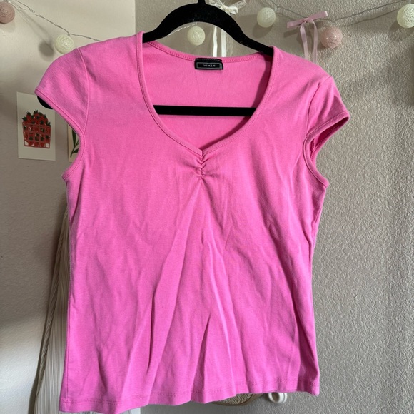 ୨୧ ･ﾟ✧ Vixen Pink Top - Picture 1 of 6